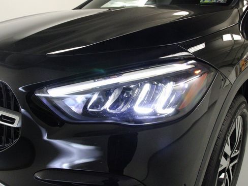 Certified 2025 Mercedes-Benz GLA 250 4MATIC image 9