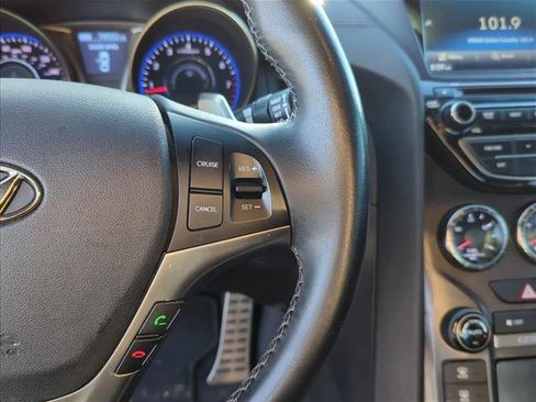 Used 2016 Hyundai Genesis Coupe 3.8 image 14