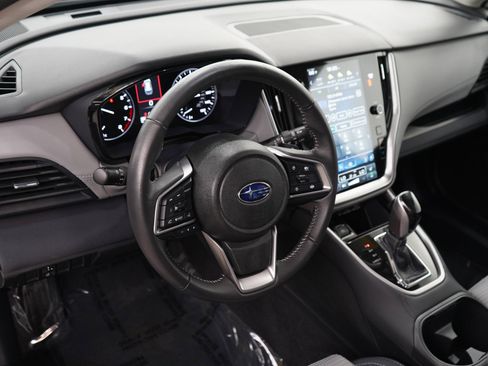 Used 2025 Subaru Outback Premium AWD/4WD image 20
