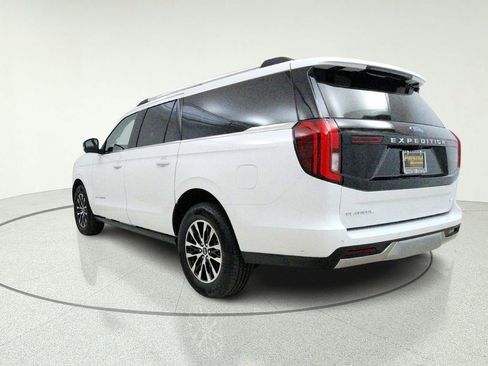 Used 2025 Ford Expedition Max Platinum AWD/4WD image 6