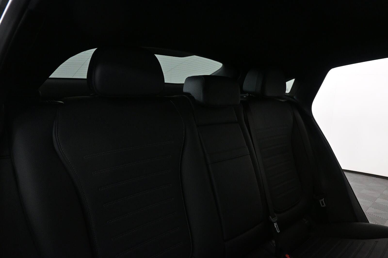Used 2026 Mercedes-Benz GLC 300 4MATIC image 18