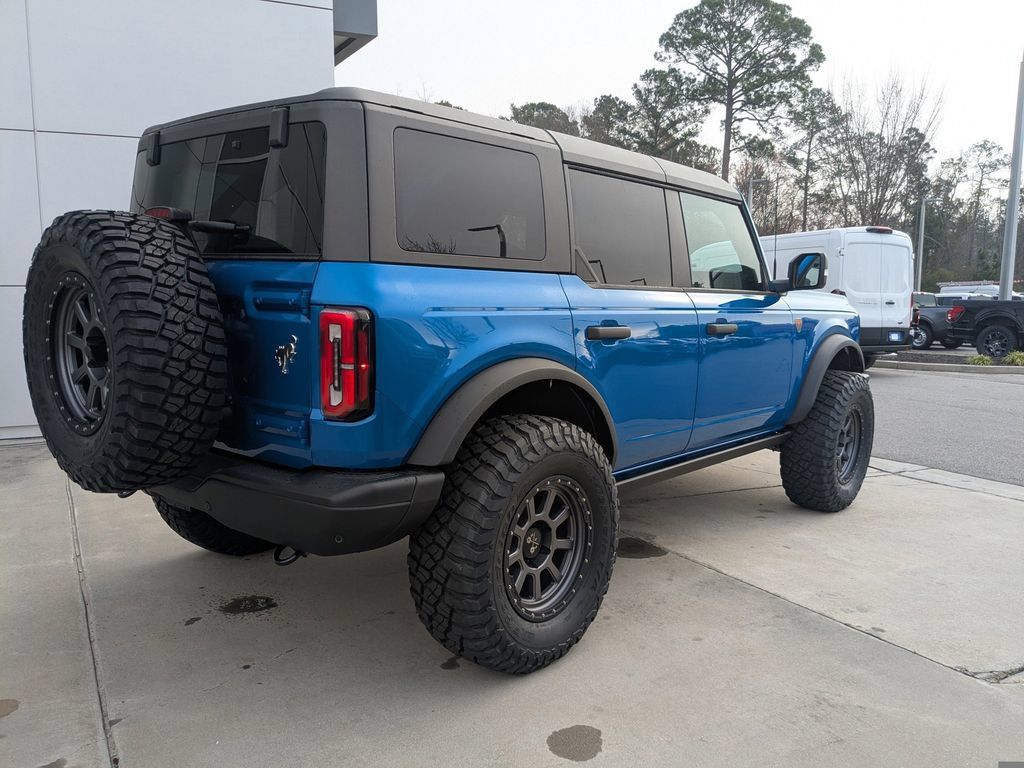 New 2025 Ford Bronco Badlands AWD/4WD image 4