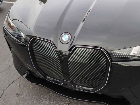 Used 2026 BMW iX xDrive60 image 8