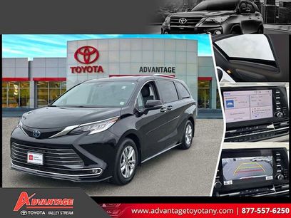 Used 2023 Toyota Sienna Limited