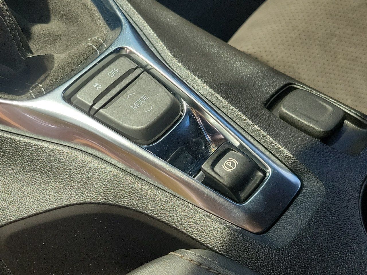 Used 2022 Chevrolet Camaro SS RWD image 25