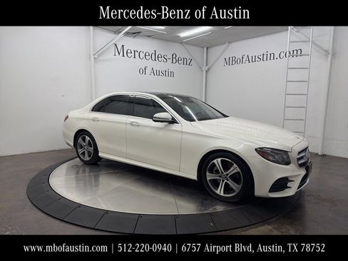 Used 2018 Mercedes-Benz E 300 image 1