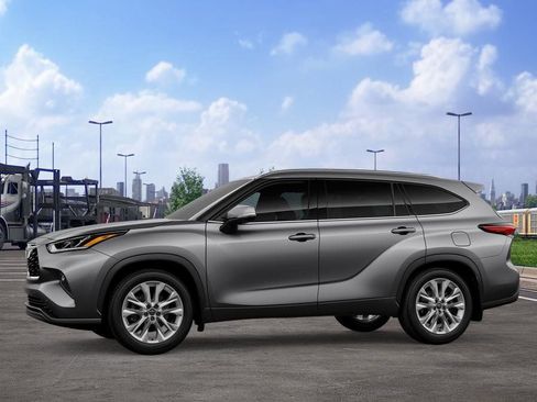 New 2026 Toyota Highlander Limited image 3