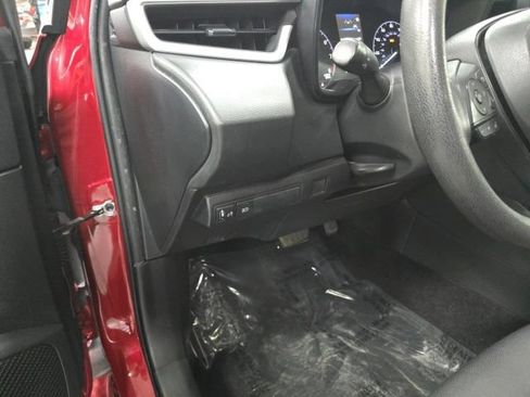 Used 2023 Toyota Corolla LE FWD image 11
