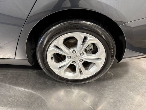 Used 2025 Honda Accord LX image 12