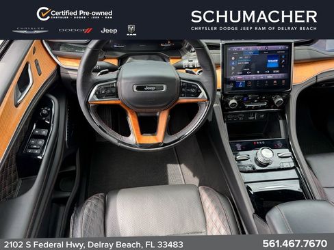 Used 2023 Jeep Grand Cherokee L Summit AWD/4WD image 15