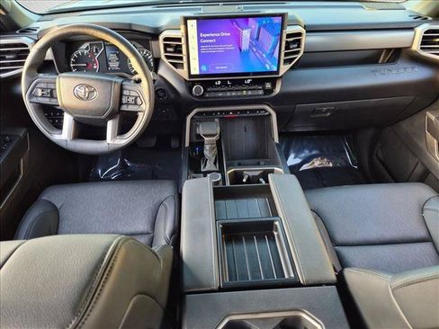 Used 2025 Toyota Tundra SR5 w/ SR5 Premium Package AWD/4WD image 17