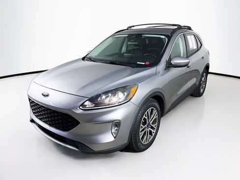 Used 2022 Ford Escape SEL image 4