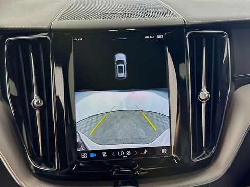 Used 2022 Volvo XC60 B5 R-Design w/ Advanced Package FWD image 23