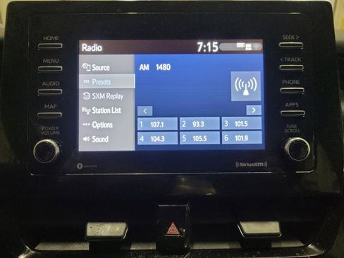 Used 2021 Toyota Camry LE FWD image 25