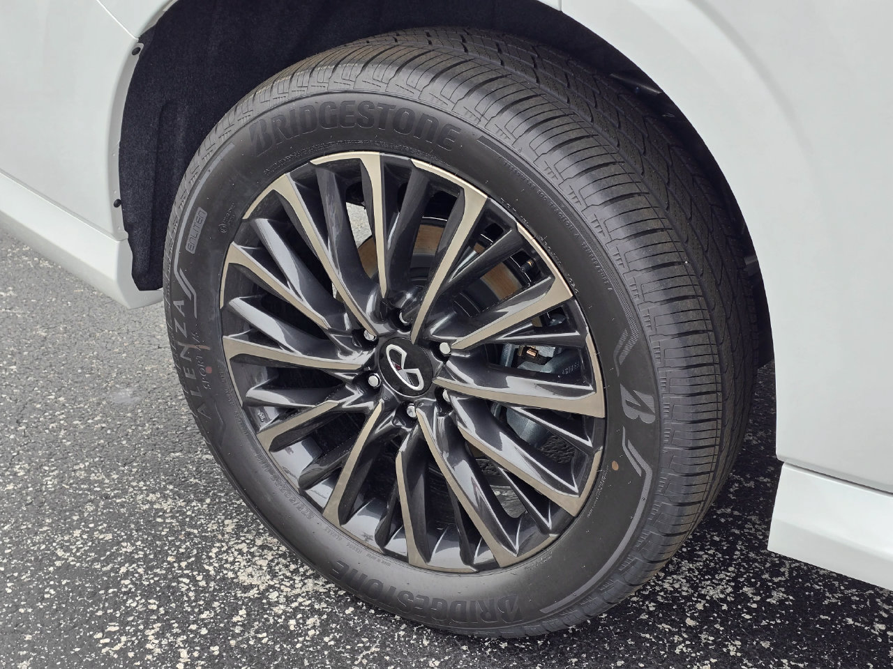 New 2027 INFINITI QX80 Autograph AWD/4WD image 10