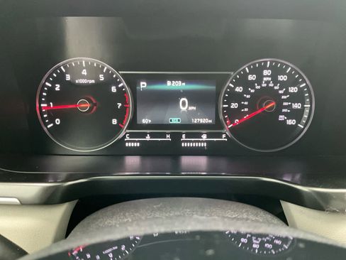 Used 2021 Kia Sorento S image 23