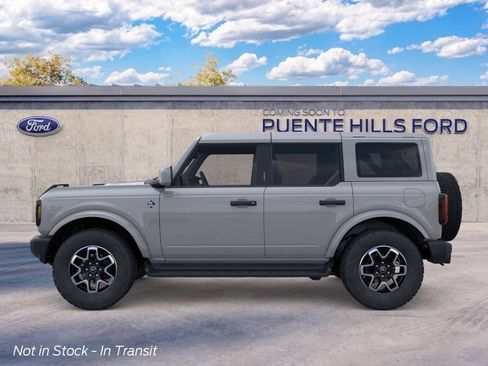 New 2026 Ford Bronco Outer Banks AWD/4WD image 3