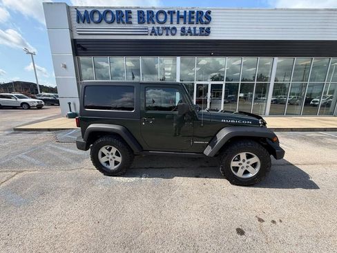 Used 2012 Jeep Wrangler Rubicon w/ Dual Top Group AWD/4WD image 1