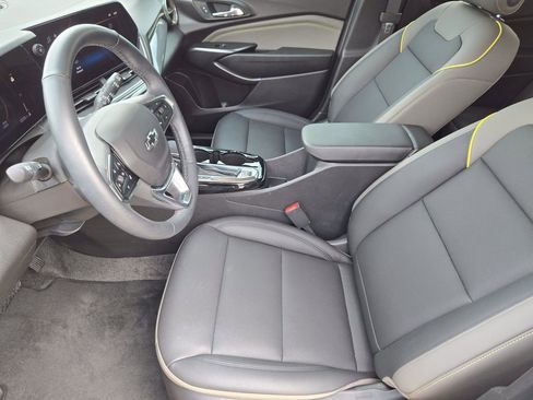 Used 2026 Chevrolet Trax ACTIV w/ Driver Confidence Package FWD image 8