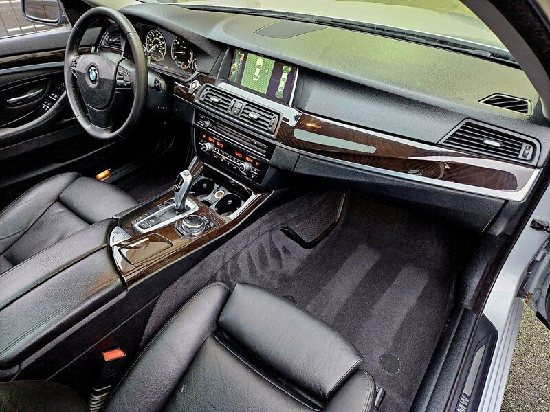 Used 2014 BMW 535d Sedan RWD image 2
