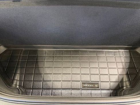 Used 2017 Tesla Model X 90D image 40