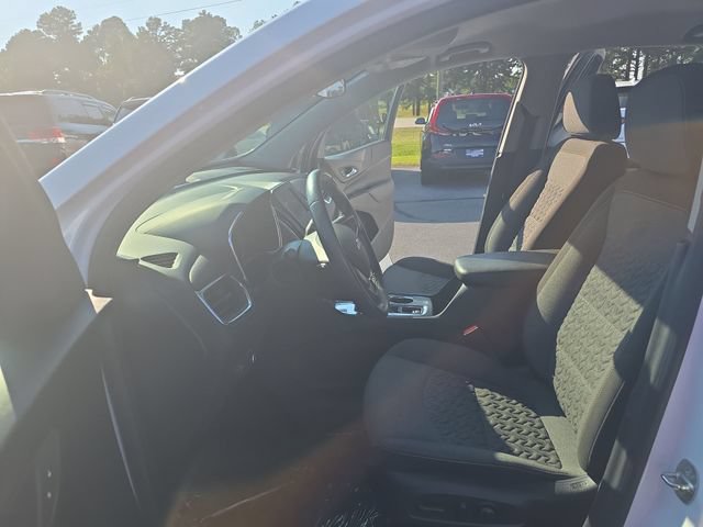 Used 2022 Chevrolet Equinox LT FWD image 16