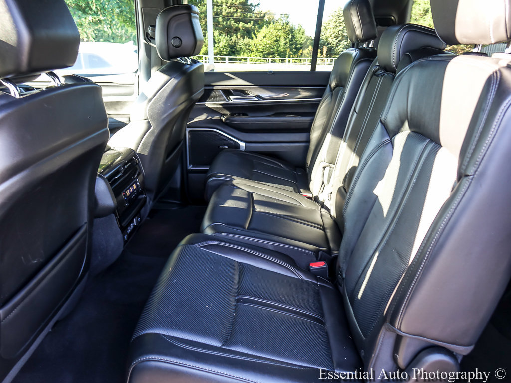 Used 2023 Jeep Wagoneer 4WD w/ Convenience Group I image 14