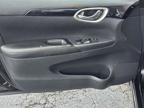 Used 2016 Nissan Sentra SV image 24