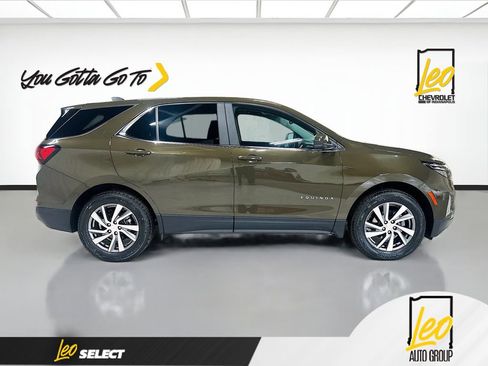 Used 2023 Chevrolet Equinox LT image 4