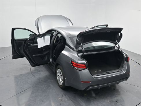 Used 2024 Nissan Sentra S image 48