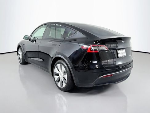 Used 2021 Tesla Model Y Long Range AWD/4WD image 8