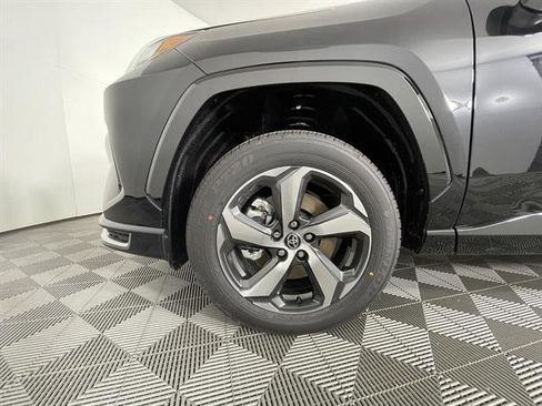 New 2025 Toyota RAV4 SE image 22
