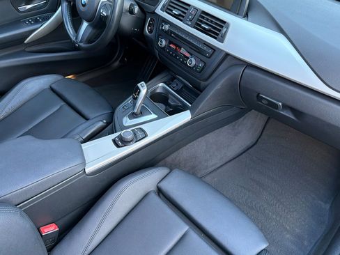 Used 2015 BMW 320i Sedan image 19