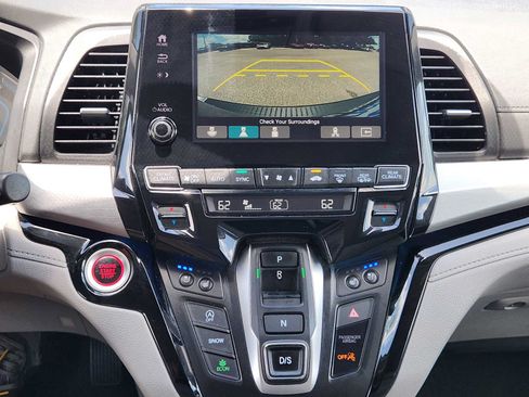 Used 2020 Honda Odyssey Elite image 17