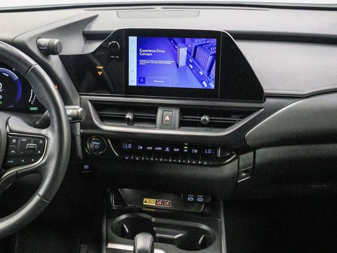Certified 2025 Lexus UX 300h FWD w/ Accessory Package (Z2) image 14