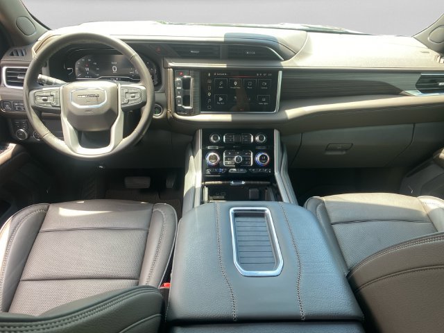 Used 2024 GMC Yukon XL Denali AWD/4WD image 26