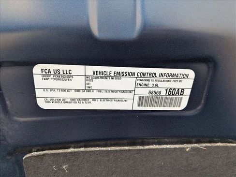 Used 2023 Chrysler Pacifica Pinnacle image 22