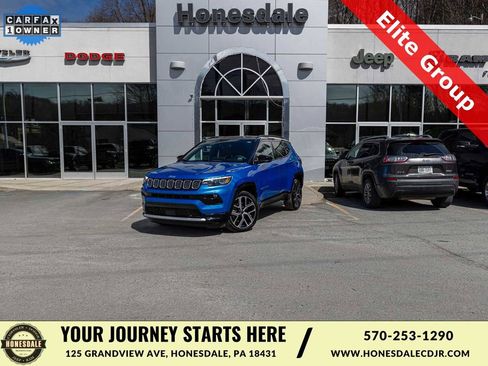 Used 2025 Jeep Compass Limited w/ Elite Group AWD/4WD image 1