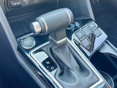 Certified 2025 Kia Sportage SX FWD image 17