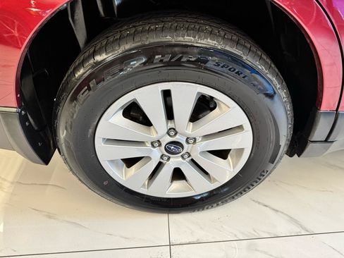 Used 2019 Subaru Outback 2.5i AWD/4WD image 30