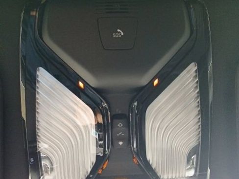 Used 2023 BMW i4 eDrive35 RWD image 23