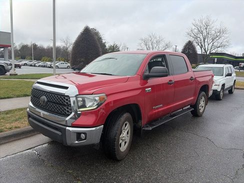 Used 2020 Toyota Tundra SR5 w/ SR5 Leather Package image 5