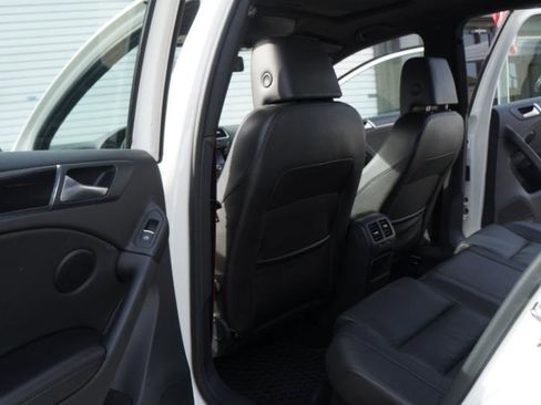 Used 2013 Volkswagen GTI Driver's Edition image 39