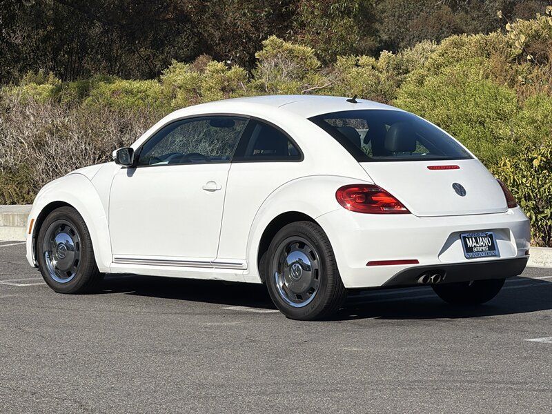 Used 2012 Volkswagen Beetle 2.5 FWD image 4