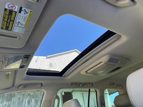 Used 2008 Lexus LX 570 4WD image 12