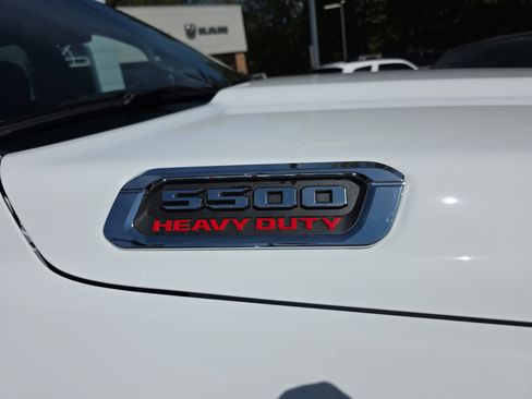 New 2026 RAM 5500 Laramie image 27