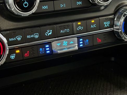 Used 2022 Ford F150 Raptor w/ Raptor 37 Performance Package image 25