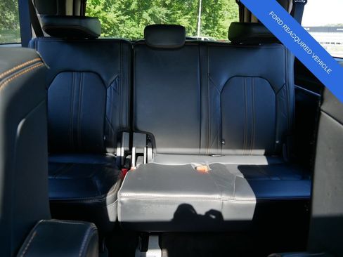 Used 2023 Ford Expedition Max Platinum AWD/4WD image 15