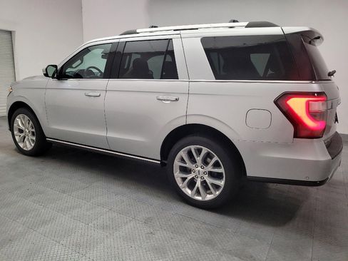 Used 2019 Ford Expedition Limited w/ Equipment Group 302A AWD/4WD image 3