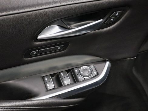 Used 2023 Cadillac XT4 Premium Luxury image 22